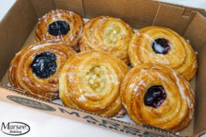 Assorted Danish-Standard-2strawberry-2apple-2rasp - 6ct